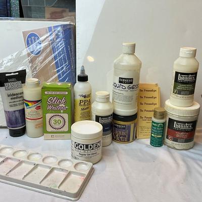 977 Canvas and Brush Lot Set