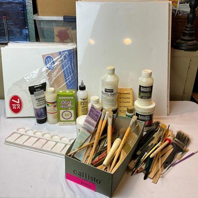 977 Canvas and Brush Lot Set