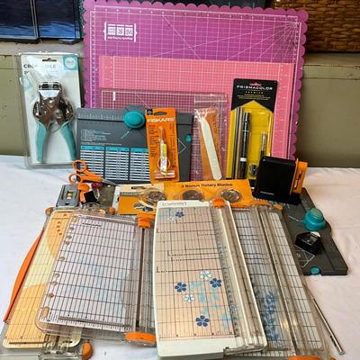 979 Lot of Fiskars Cutting Boards and Supplies