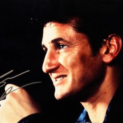 Sean Penn signed portrait photo 