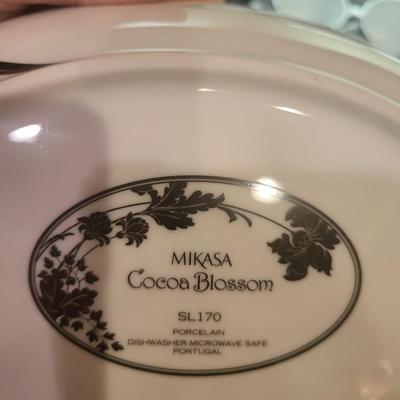 Mikasa Cocoa Blossom Lot