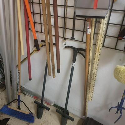 Complete Outdoor Wall Unit Lot
