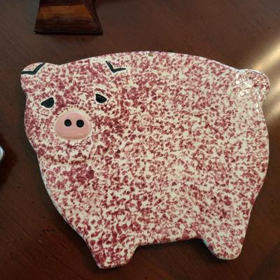 Pig Decor Lot