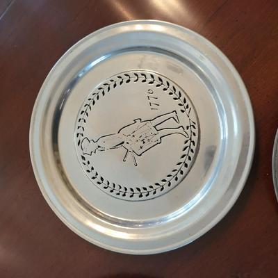 8 Collectable Plate Lot