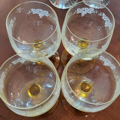 18 Glass Lot
