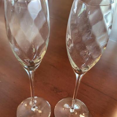 18 Glass Lot