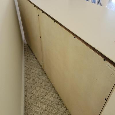 Distressed White Cabinet (2BR1-DW)