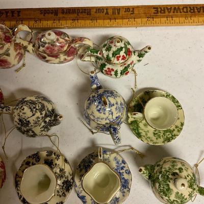 Christmas Tea Cups And Tea Pots.