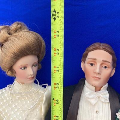 FRANKLIN MINT HEIRLOOM COLLECTIONS BRIDE AND GROOM