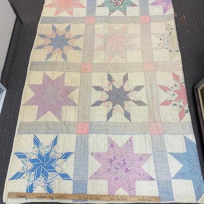 Large Vintage Hand Made Star Pattern Light Weight Quilt 6'x8'