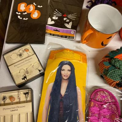 Halloween Costumes And Decorations