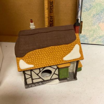 Department 56 Oliver Twist â€œMaylie Cottageâ€