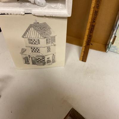 Department 56 â€œPoultererâ€