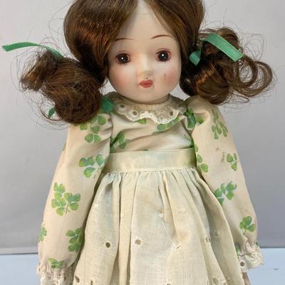 Vintage Schmid My Wild Irish Rose Porcelain Doll Music Wind Up Box