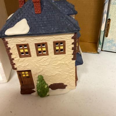 Department 56 â€œWALPOLE TRILORSâ€