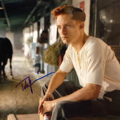 Seabiscuit Tobey Maguire signed movie photo