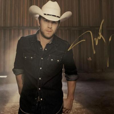 Justin Moore signed photo