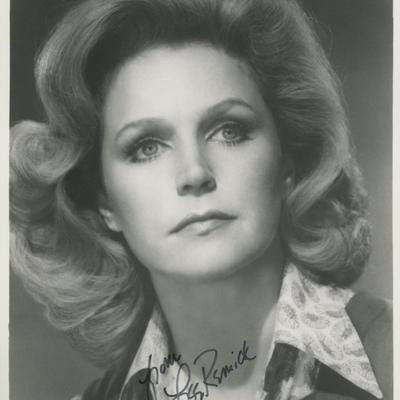 Lee Remick signed photo