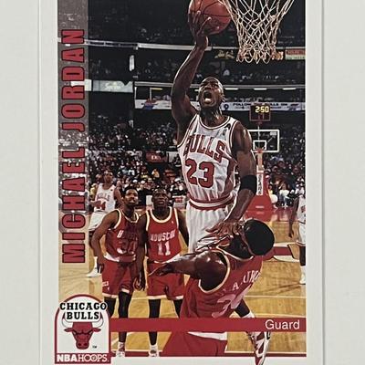 Chicago Bulls Michael Jordan 1992 Skybox #30 trading card 