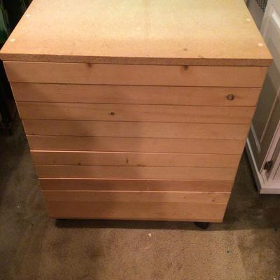 1148 Wooden Organizer on Wheels
