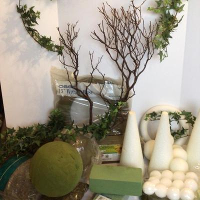 1137 Floral Supplies-Oasis, Ivy