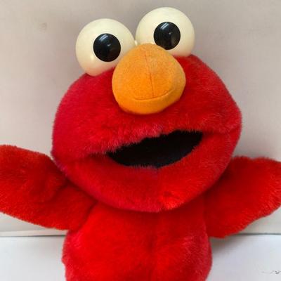 Vintage Tickle Me Elmo Tyco Stuffed Plush Battery-Operated Sesame Street Character