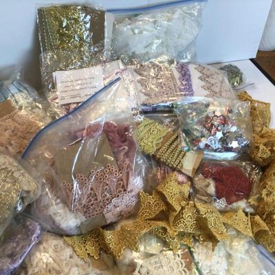 1131 Lace & Trim Lot
