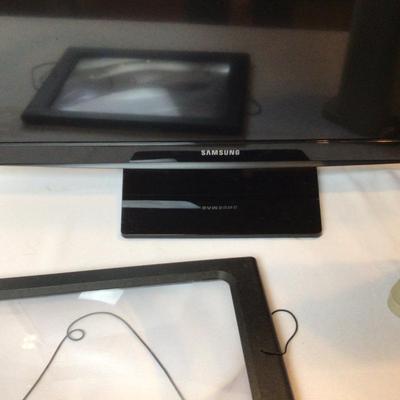 1119 Electronics Lot Samsung 25â€ TV