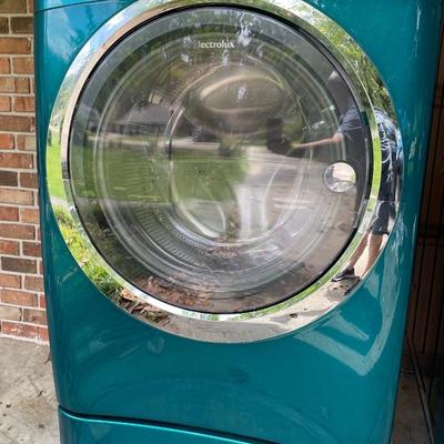 Electrolux "Turquoise Sky" 27" Front Loading Washer w/base