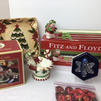 1093 Holiday Entertaining Lot