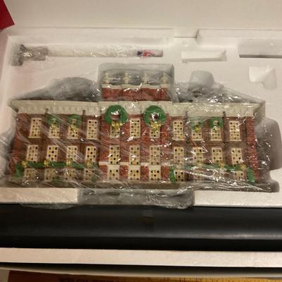 Department 56 Kensington Palace