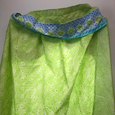 Girls room twin bed/curtains new