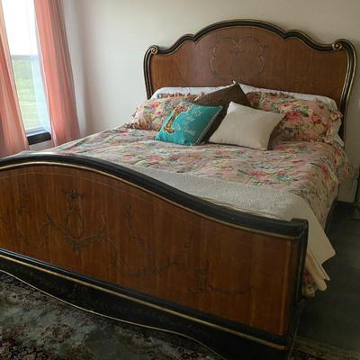 Beautiful Wood King Sized Bed