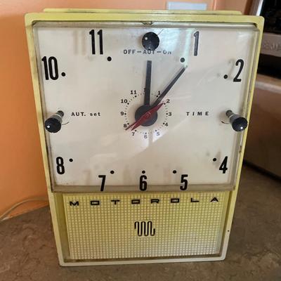 Vintage Motorola clock radio