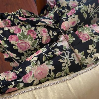 Pretty Bedding