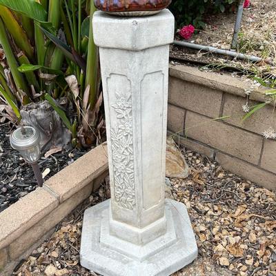 Plaster Stone Pillar Column Floral Motif Fountain