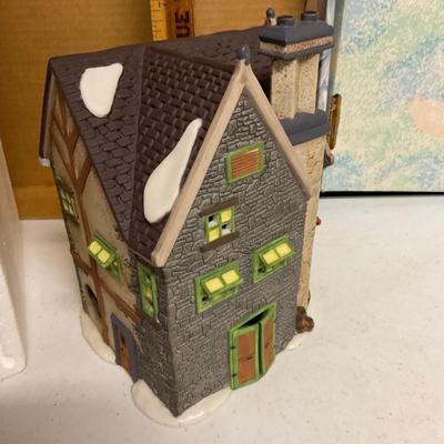 Department 56 â€œ KINGSFORDâ€™S BREW HOUSEâ€