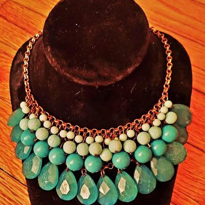 Vtg  Turquoise Glass & Beads Statement Necklace Unsigned