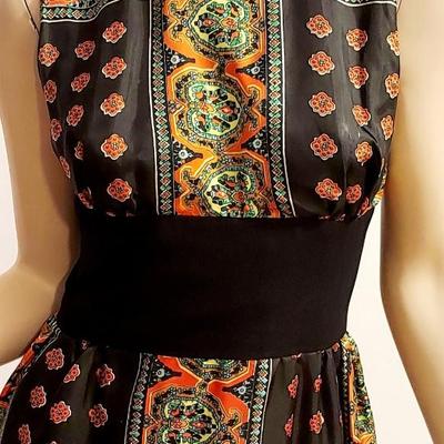 Vtg Cheongsam Hostess 1950's Maxi Gown Paisly design Crepe Midriff  high side slit w/Metal Zipper