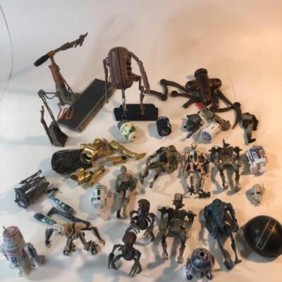Lot 1003. Star Wars droids and Droid fodder