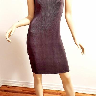 Titanium Cornrows Plise' body con dress  textured Very chic