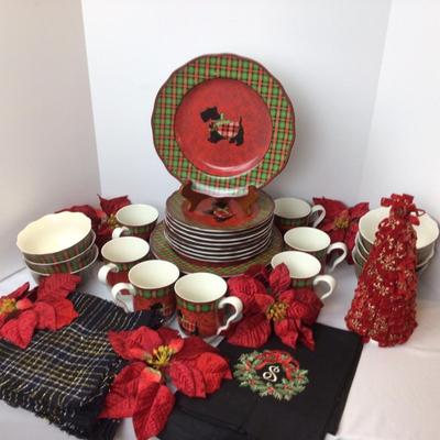 1066 Christmas Scotty 222 Fifth Dish Set