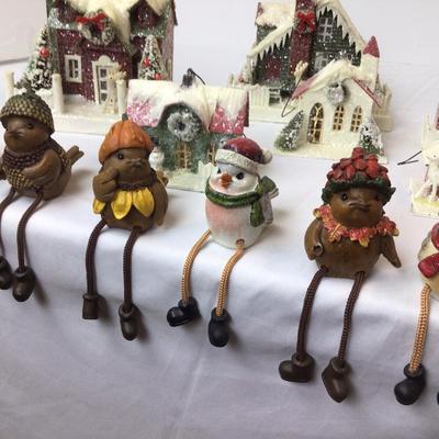 1064 Christmas Village Houses & Shelf Sitters