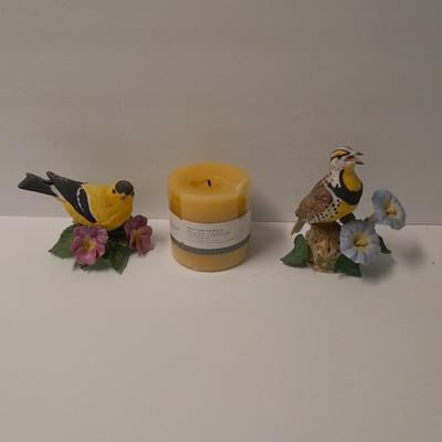 LENOX Western Meadowlark and American Goldfinch Fine porcelain Birds with Vanilla candle