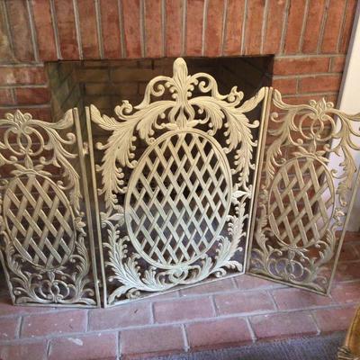 1060 French Iron Fireplace Screen