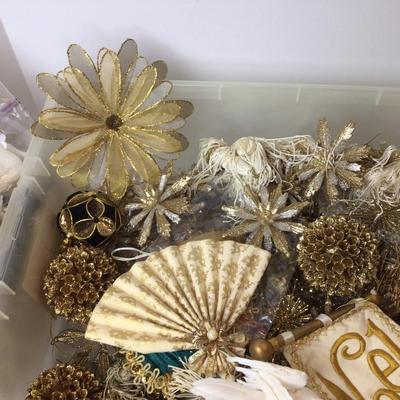 1055 Golden Holiday Ornament Lot