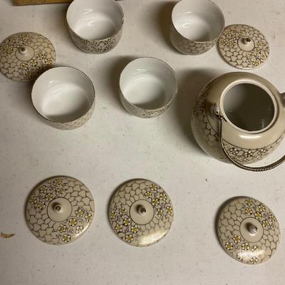Made In Japan Tea Set.  VINTAGE
