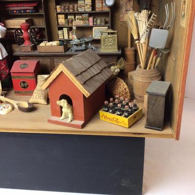 1052 â€œGeneral Storeâ€ Dollhouse Diorama
