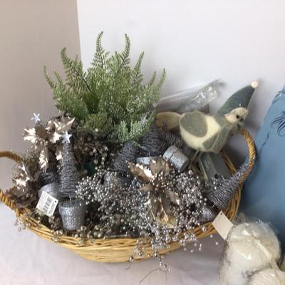 1047 Blue & Silver Christmas Decor Lot