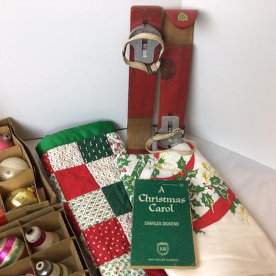 1042 Vintage Holiday Items Baltimore MD made Ornaments